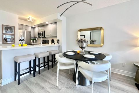 Photo 6 at 317 - 5 Northtown Way, Willowdale East, Toronto
