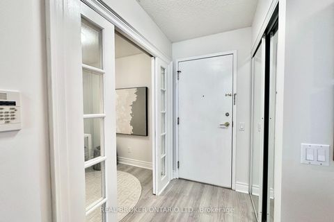 Photo 13 at 317 - 5 Northtown Way, Willowdale East, Toronto