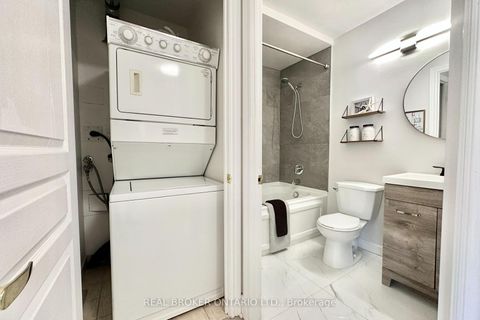 Photo 17 at 317 - 5 Northtown Way, Willowdale East, Toronto