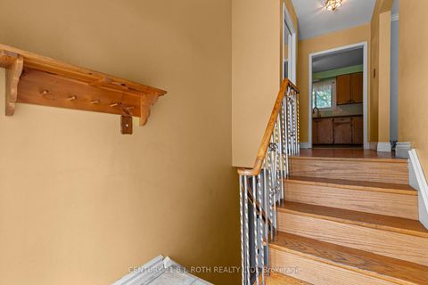 Photo 2 at 253 Rose Street, Wellington, Barrie