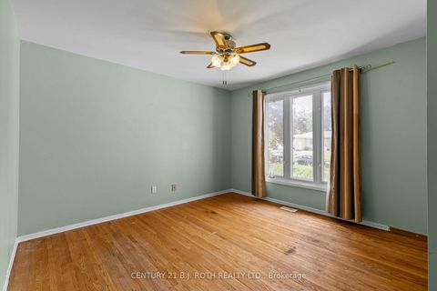 Photo 11 at 253 Rose Street, Wellington, Barrie