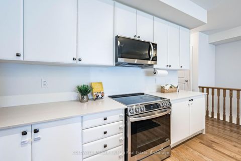 Photo 13 at 12 Broylio Lane, South East, Ajax