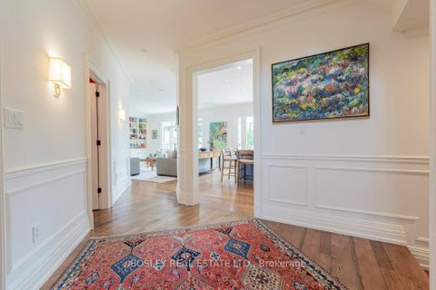 Photo 5 at 124 Perry Crescent, Rosethorn, Toronto