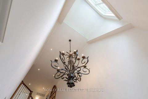 Photo 17 at 124 Perry Crescent, Rosethorn, Toronto