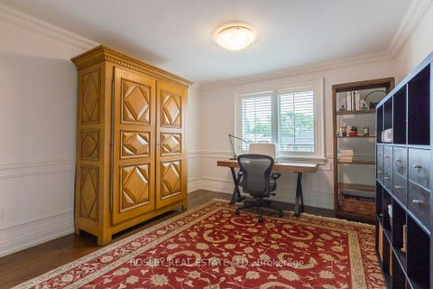 Photo 20 at 124 Perry Crescent, Rosethorn, Toronto