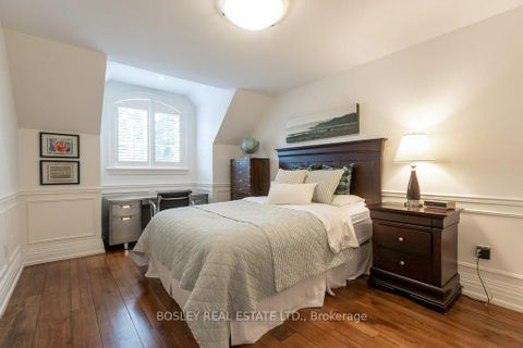 Photo 21 at 124 Perry Crescent, Rosethorn, Toronto