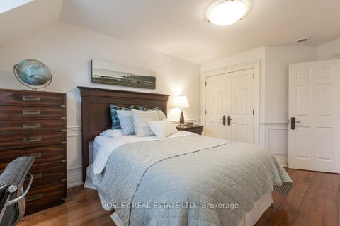Photo 22 at 124 Perry Crescent, Rosethorn, Toronto