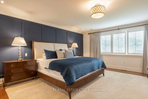 Photo 25 at 124 Perry Crescent, Rosethorn, Toronto