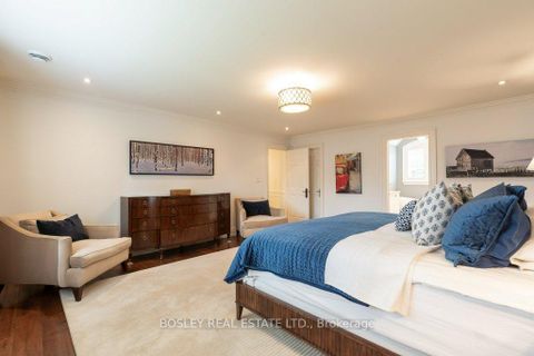 Photo 27 at 124 Perry Crescent, Rosethorn, Toronto