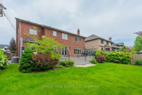 Photo 42 at 124 Perry Crescent, Rosethorn, Toronto
