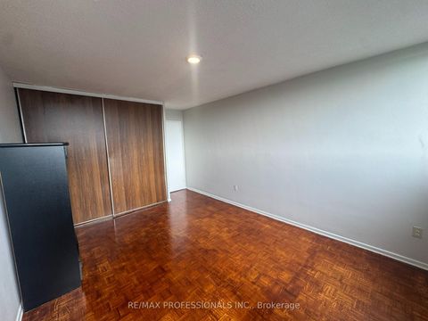 Photo 13 at 602 - 11 Wincott Drive, The Westway, Toronto