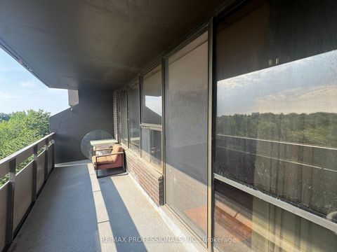 Photo 15 at 602 - 11 Wincott Drive, The Westway, Toronto