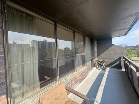 Photo 16 at 602 - 11 Wincott Drive, The Westway, Toronto