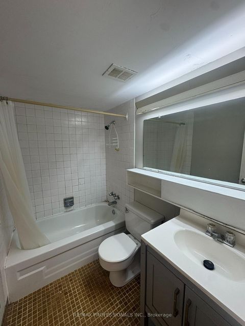Photo 17 at 602 - 11 Wincott Drive, The Westway, Toronto