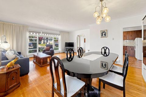 Photo 9 at 243 Epsom Downs Drive, CFB, Toronto