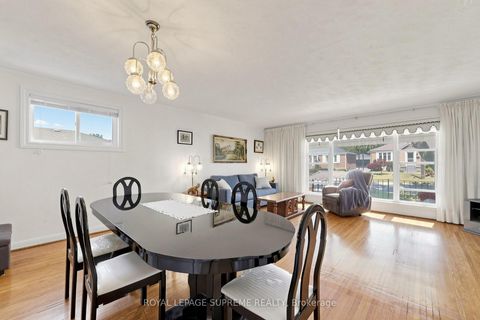 Photo 10 at 243 Epsom Downs Drive, CFB, Toronto