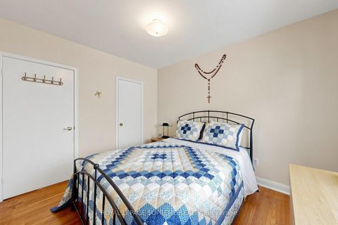 Photo 22 at 243 Epsom Downs Drive, CFB, Toronto