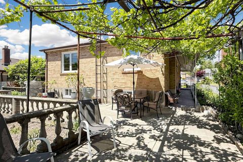 Photo 36 at 243 Epsom Downs Drive, CFB, Toronto