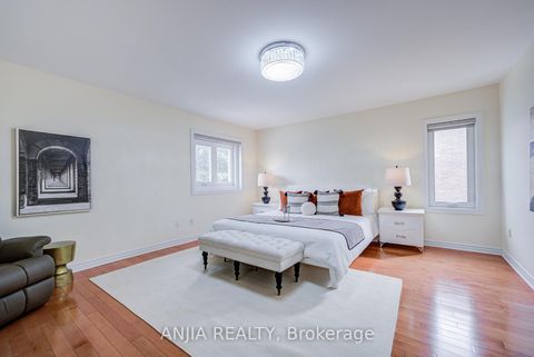 Photo 22 at 91 Reansbury Crescent, Cachet, Markham