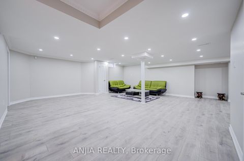 Photo 35 at 91 Reansbury Crescent, Cachet, Markham