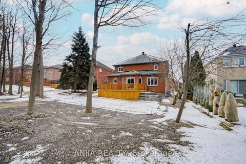 Photo 49 at 91 Reansbury Crescent, Cachet, Markham