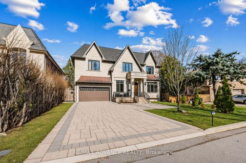 Photo 0 at 5 Lloydminster Crescent, Newtonbrook East, Toronto