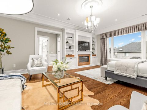 Photo 20 at 5 Lloydminster Crescent, Newtonbrook East, Toronto