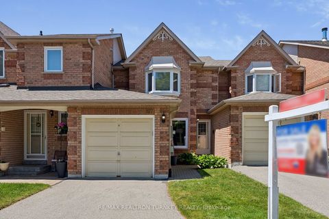 Photo 1 at 877 Playter Crescent, Armitage, Newmarket