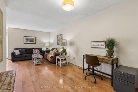 Photo 6 at 877 Playter Crescent, Armitage, Newmarket