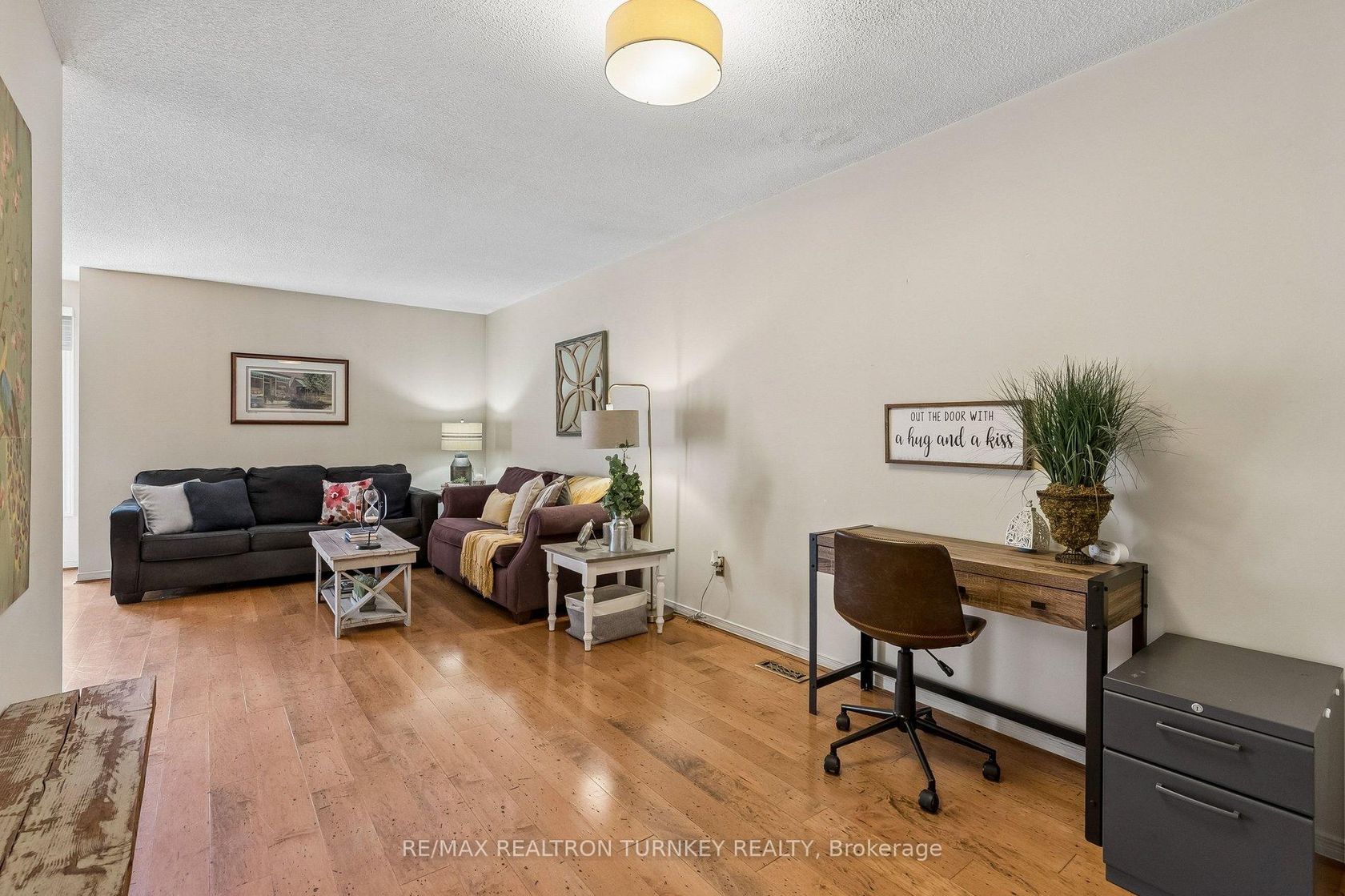 Photo 6 at 877 Playter Crescent, Armitage, Newmarket