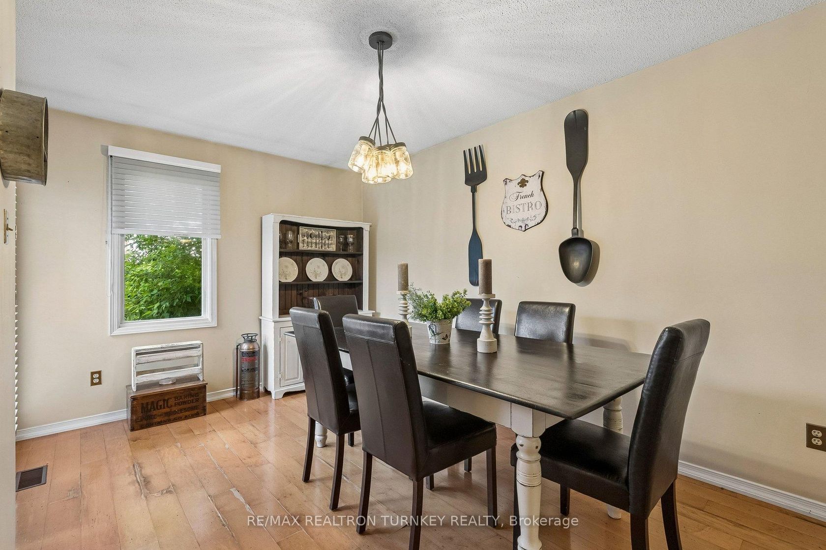 Photo 17 at 877 Playter Crescent, Armitage, Newmarket