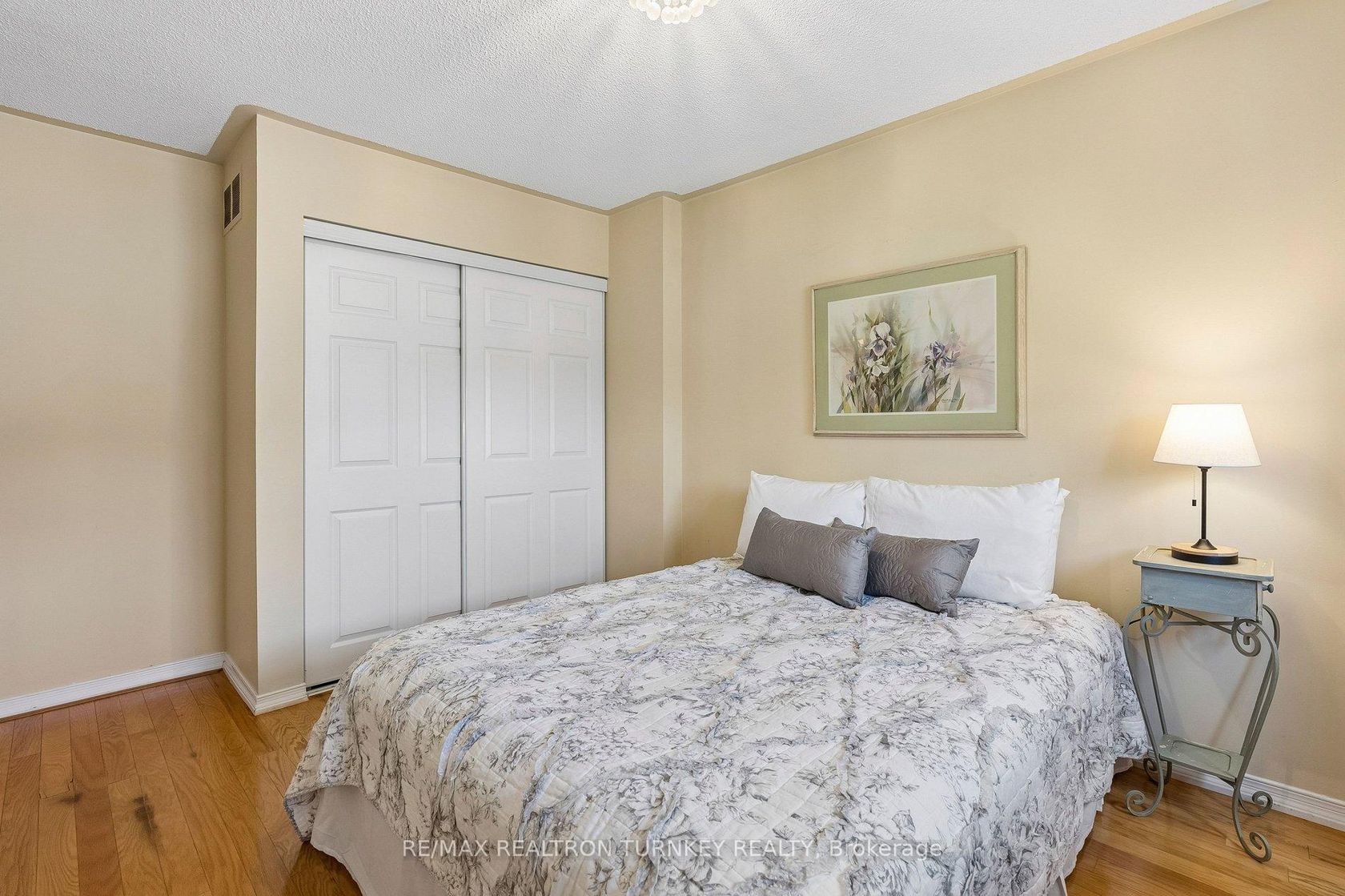 Photo 26 at 877 Playter Crescent, Armitage, Newmarket