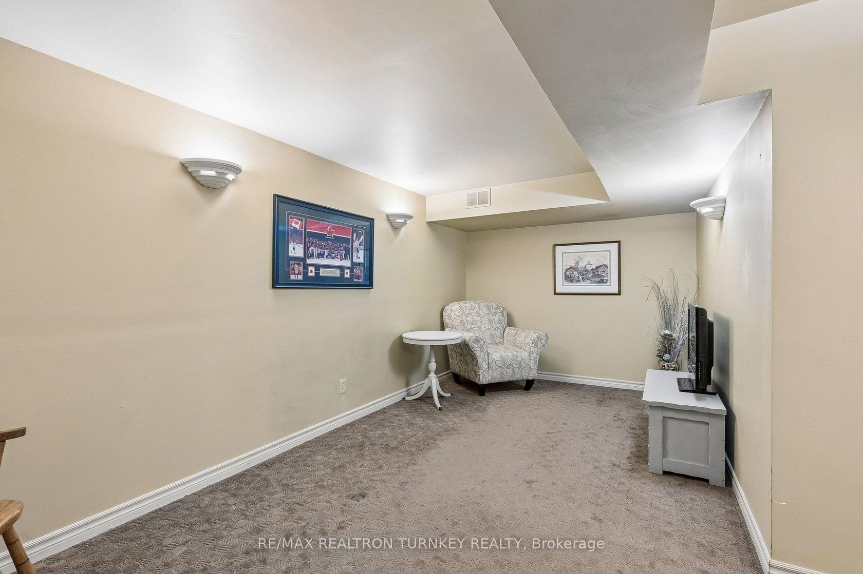 Photo 36 at 877 Playter Crescent, Armitage, Newmarket