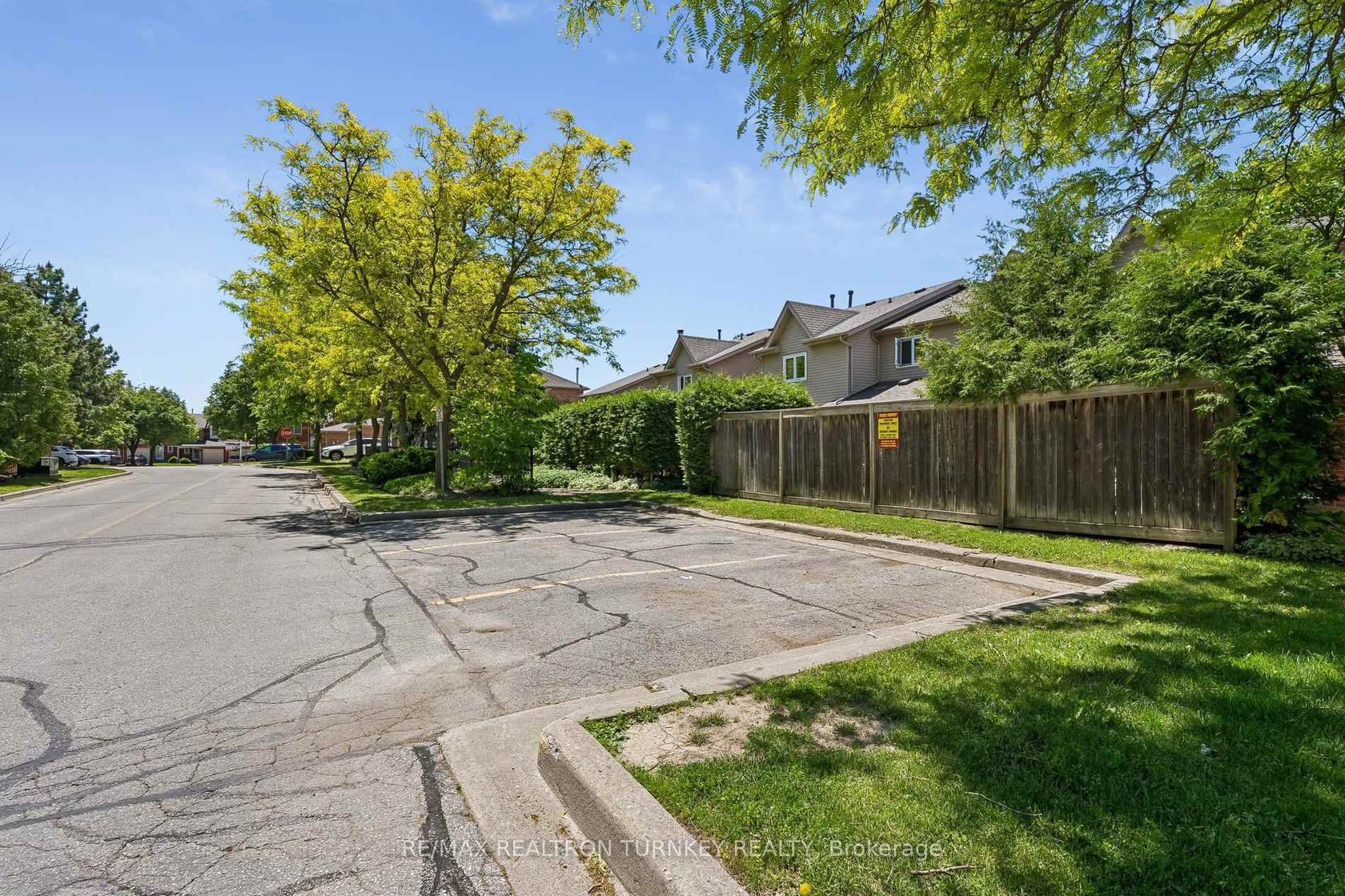 Photo 42 at 877 Playter Crescent, Armitage, Newmarket