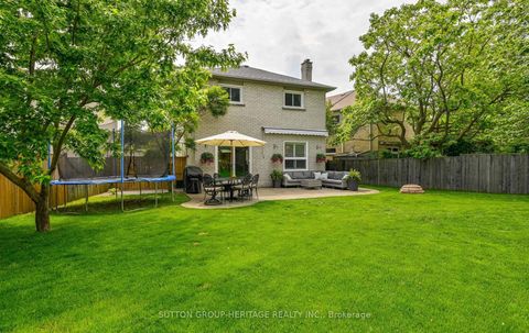 Photo 0 at 680 Eramosa Crescent, Amberlea, Pickering
