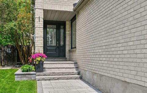 Photo 3 at 680 Eramosa Crescent, Amberlea, Pickering