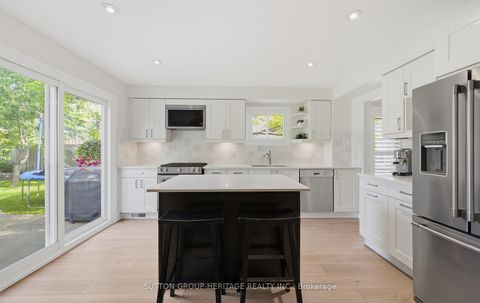 Photo 8 at 680 Eramosa Crescent, Amberlea, Pickering