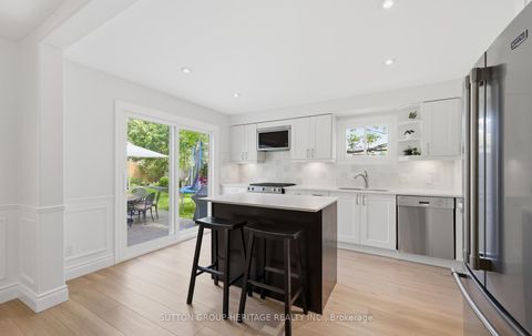 Photo 9 at 680 Eramosa Crescent, Amberlea, Pickering