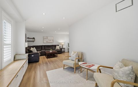 Photo 13 at 680 Eramosa Crescent, Amberlea, Pickering