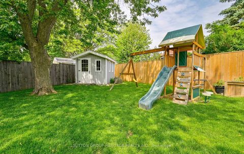 Photo 34 at 680 Eramosa Crescent, Amberlea, Pickering
