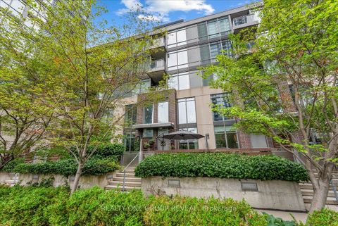 Photo 2 at 112 - 15 Brunel Court, Waterfront Communities C1, Toronto