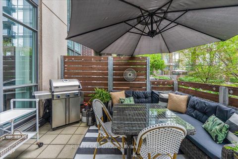 Photo 3 at 112 - 15 Brunel Court, Waterfront Communities C1, Toronto
