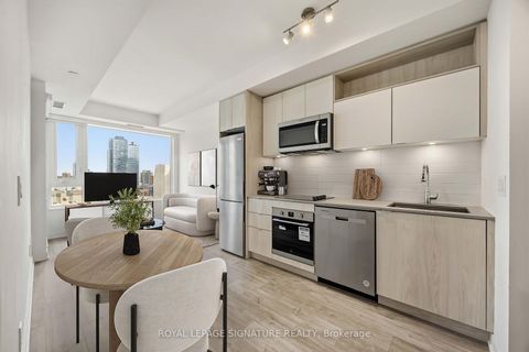 Photo 1 at 913 - 60 Princess Street, Waterfront Communities C8, Toronto