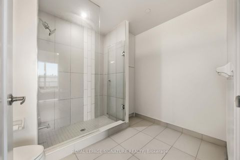 Photo 11 at 913 - 60 Princess Street, Waterfront Communities C8, Toronto
