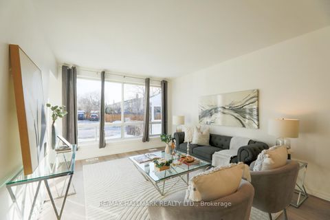 Photo 4 at 152 Santamonica Boulevard, Birchmount, Toronto