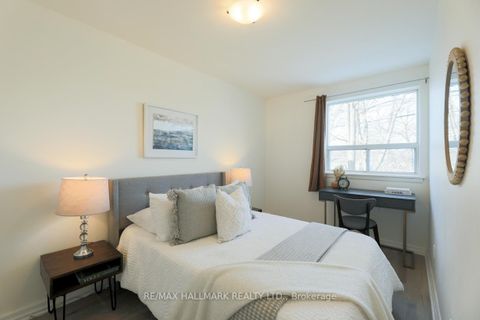 Photo 8 at 152 Santamonica Boulevard, Birchmount, Toronto