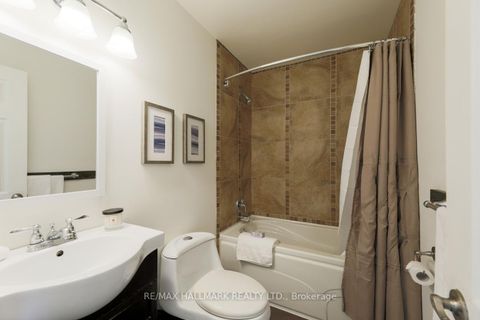 Photo 11 at 152 Santamonica Boulevard, Birchmount, Toronto