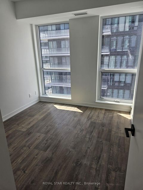 Photo 11 at 2205 - 327 King Street W, Waterfront Communities C1, Toronto