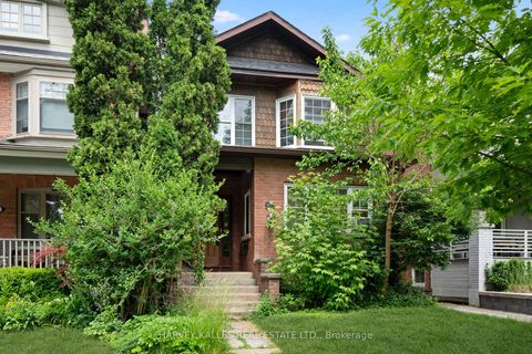 Photo 2 at 98 Roselawn Avenue, Eglinton, Toronto