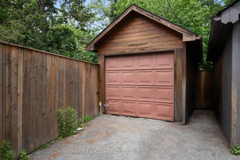 Photo 8 at 98 Roselawn Avenue, Eglinton, Toronto